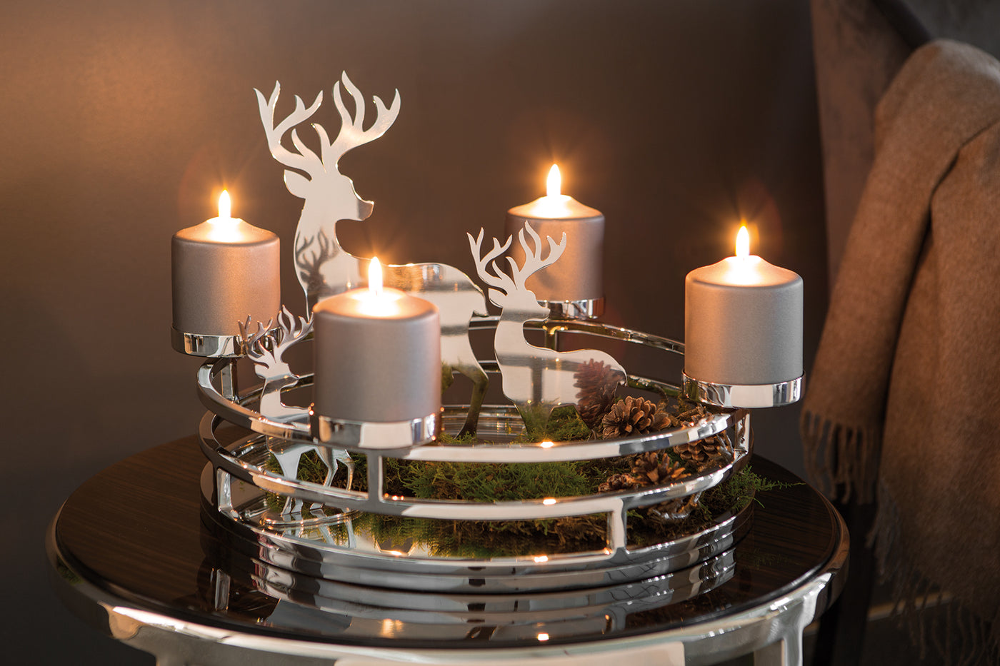 Moderne Adventskränze aus Metall in Silber & Gold
