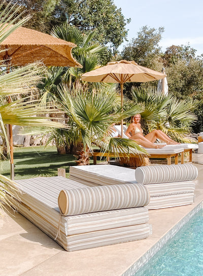 MXHOME Sonnenliege Vorderseite gestreift & Rückseite weiß - Doppel- oder Einzelmatratze - Outdoor-www.Stil-Ambiente.de-Simple (face rayure gris/ pile blanc raphia) + têtière boudin MB1