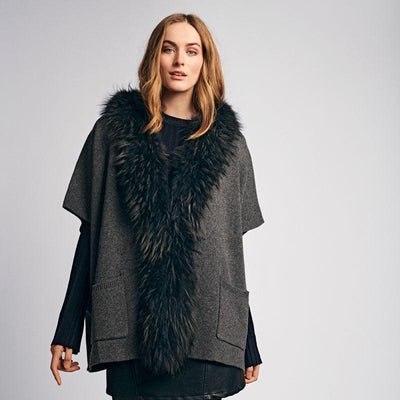 Nina Poncho | Wolle, Waschbär-Stil-Ambiente-NCF1347-40-OS