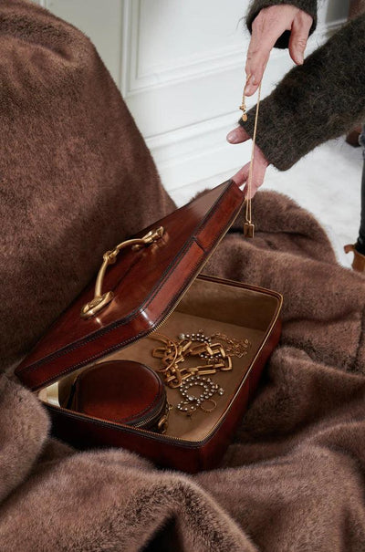 Adamsbro biżuteria pudełko na pudełko skórzana klacz z złotą kolekcję jeździecką